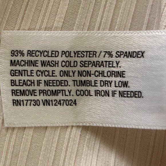 Future Collective NWOT SZ3X Reese Blutstein Ivory Minimalist Modern Closet Stapl - Picture 6 of 8